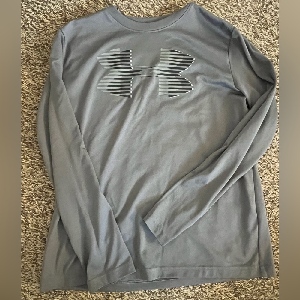 Under Armour boys MD